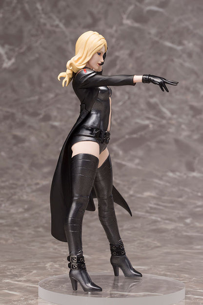 Emma Frost ArtFX Plus figure side pose pointing forward
